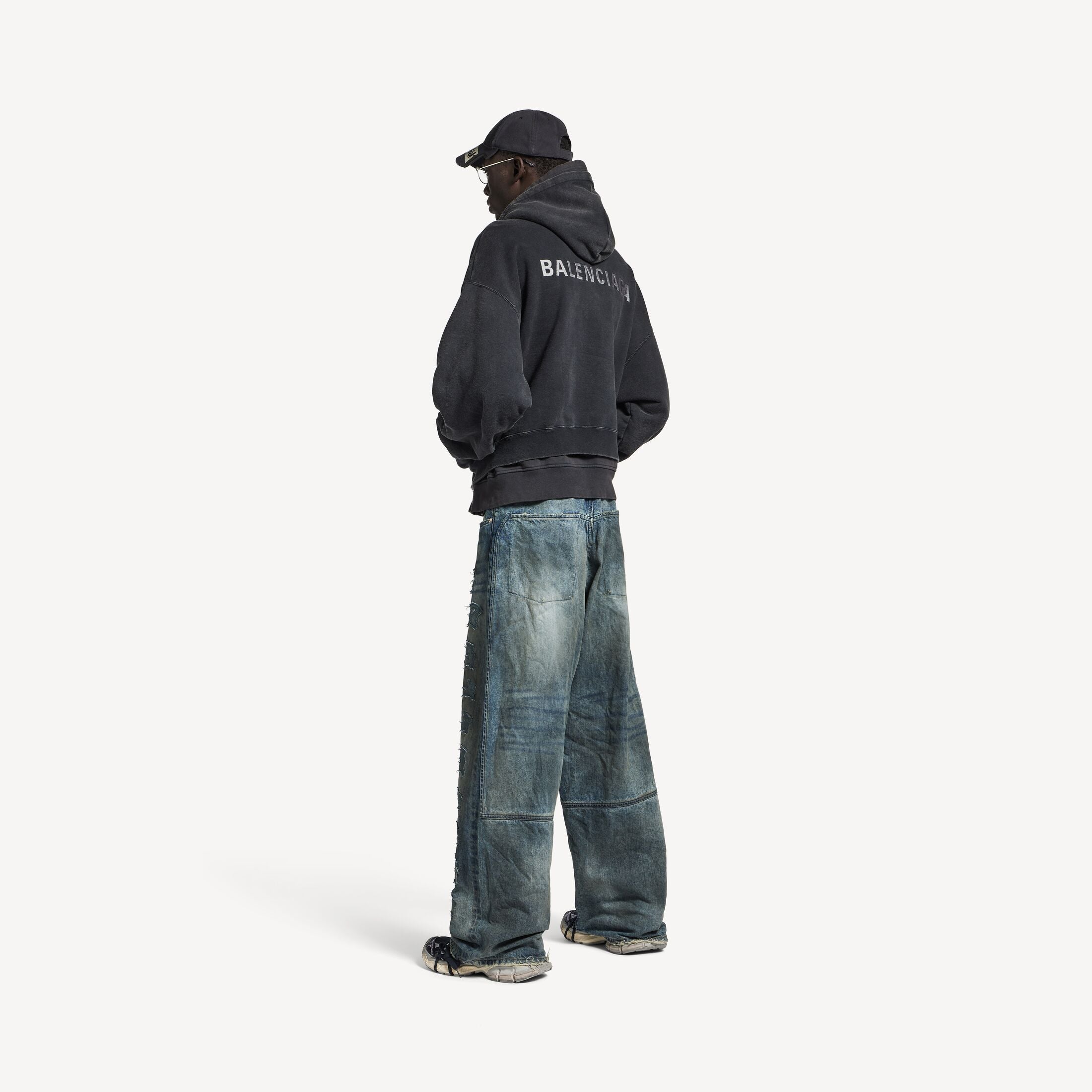Baggy Pants in Dirty Grey/light Blue